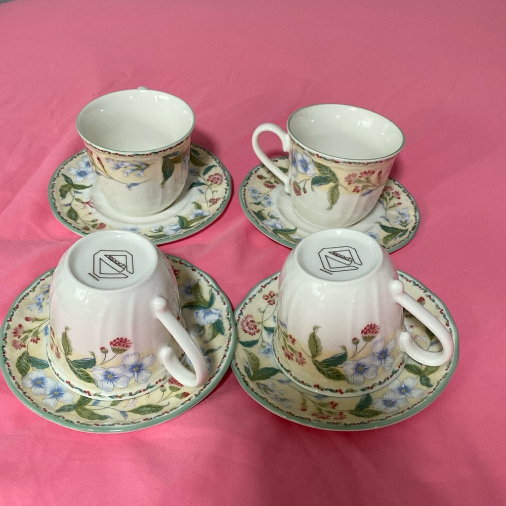 Epoch  coffee set of 4